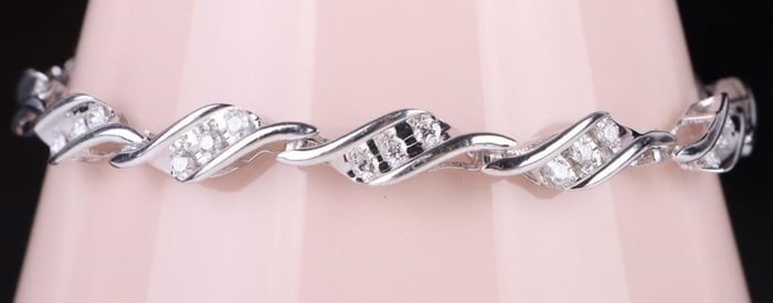 ~1.00CTW DIAMOND 10K WHITE GOLD LADIES BRACELET