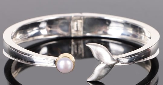 MICHOU STERLING 22K PEARL & WHALE TAIL BANGLE