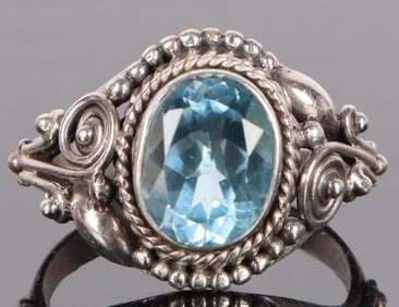 2.0CT OVAL BLUE TOPAZ STERLING SILVER LADIES RING