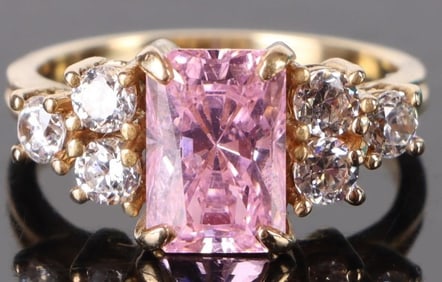 14K YELLOW GOLD CUBIC ZIRCONIUM LADIES RING