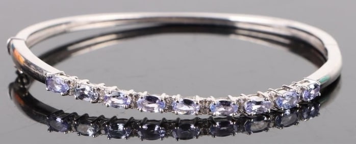 VINTAGE DK STERLING BLUE CRYSTAL HINGED BRACELET