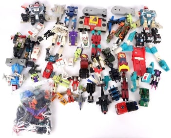 1980'S TRANSFORMERS COLLECTIBLE ACTION FIGURES