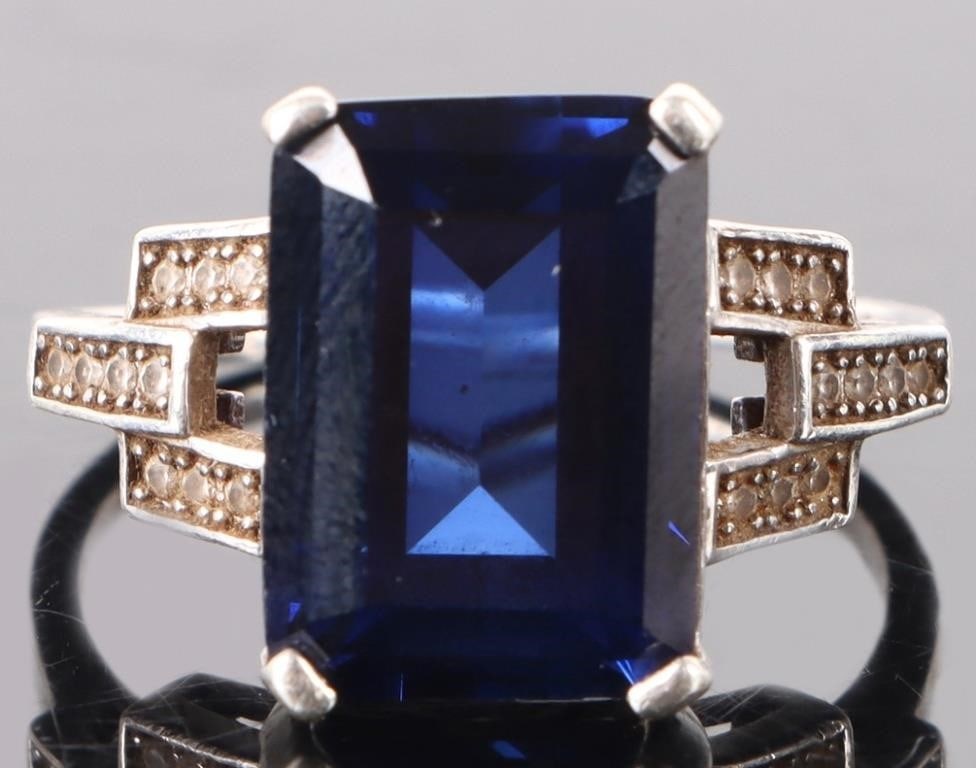 10X14MM BLUE SAPPHIRE STERLING SILVER LADIES RING (1 of 3)