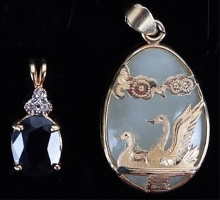 GOLD-TONED STERLING SILVER ORNATE LADIES JEWELRY