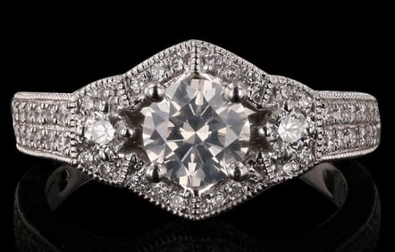 0.77CT SI2 CENTER DIAMOND PLATINUM RING CERTIFIED