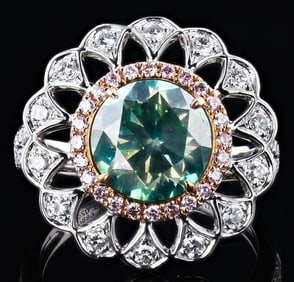 3.02CT GREEN SI3 DIAMOND 18K GOLD RING - 3.70CTW
