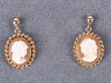VINTAGE 9K YELLOW GOLD CAMEO LADIES EARRINGS