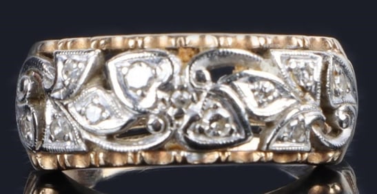 VINTAGE 14K YELLOW GOLD & DIAMOND RING