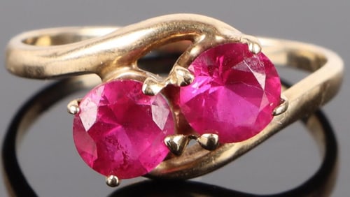 VINTAGE 10K TOI ET MOI 1CTW RUBY PROMISE RING