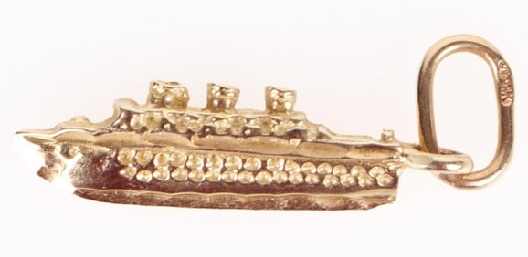 14K YELLOW GOLD TITANIC UNISEX PENDANT