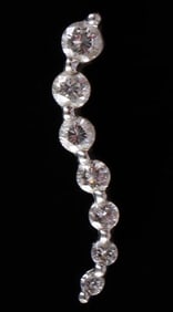 0.32CTW GRADUATED DIAMOND 14K WHITE GOLD PENDANT