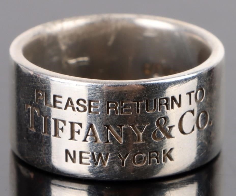 RETURN TO TIFFANY WIDE STERLING SILVER RING (1 of 3)