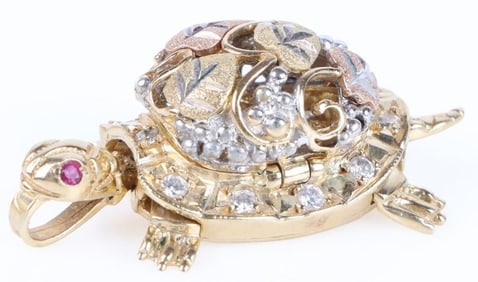 14K YELLOW GOLD CZ TURTLE LOCKET PENDANT