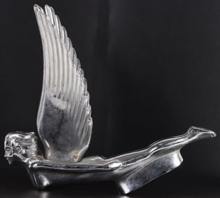 VINTAGE CHROME HOOD ORNAMENT FLYING LADY