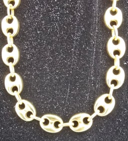 10K YELLOW GOLD GUCCI HOLLOW LINK NECKLACE