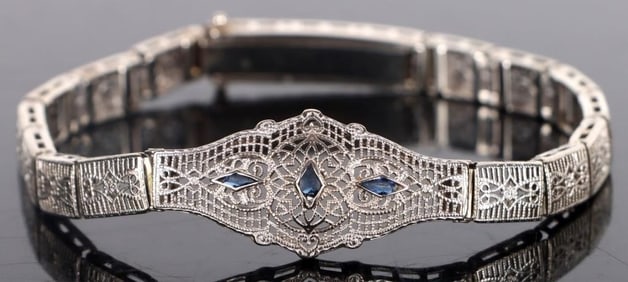 GORGEOUS 10K WHITE GOLD FILIGREE BRACELET