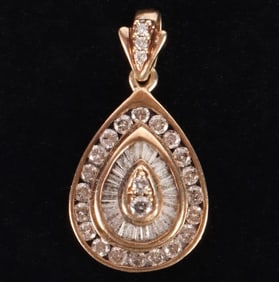 14K YELLOW GOLD DIAMOND LADIES TEARDROP PENDANT
