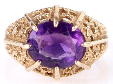 14K YELLOW GOLD AMETHYST LADIES RING