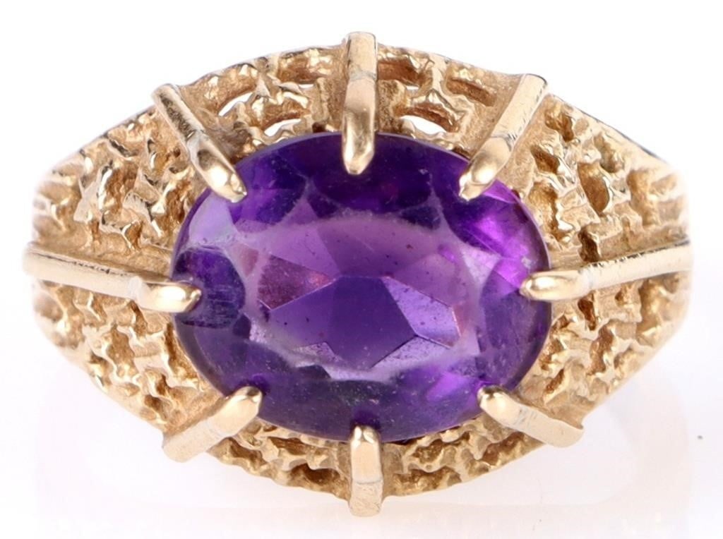 14K YELLOW GOLD AMETHYST LADIES RING (1 of 3)