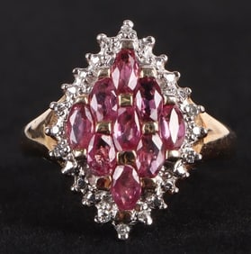 OVAL CUT RUBY 14K YELLOW GOLD LADIES RING