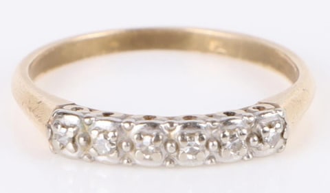 14K YELLOW GOLD DIAMOND LADIES RING