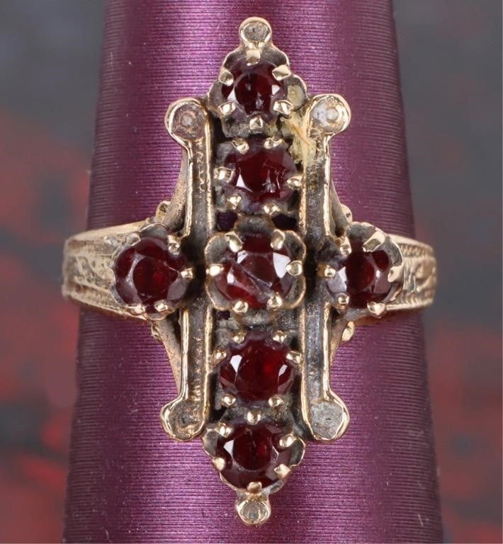 ANTIQUE 14K YELLOW GOLD GARNET CROSS RING (1 of 6)