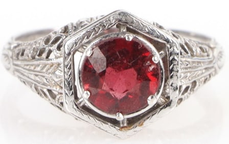 18K WHITE GOLD FILIGREE GARNET ANTIQUE RING
