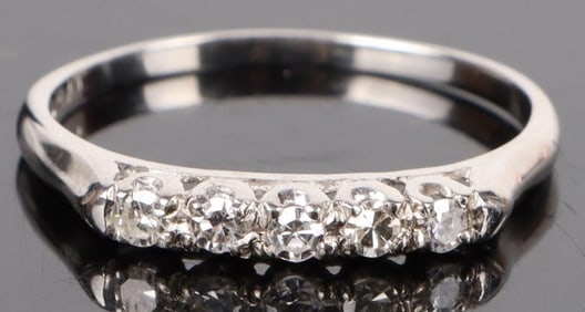 WHITE PLATINUM WHITE SAPPHIRE LADIES RING