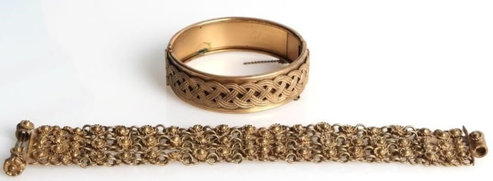 VINTAGE GOLD- TONE LADIES BRACELETS LOT OF 2