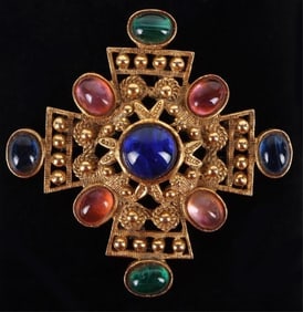 VINTAGE LUX LA MALTESE CROSS BROOCH