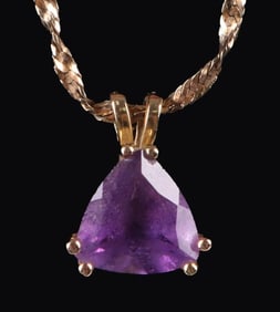 14K YELLOW GOLD AMETHYST LADIES NECKLACE & PENDANT