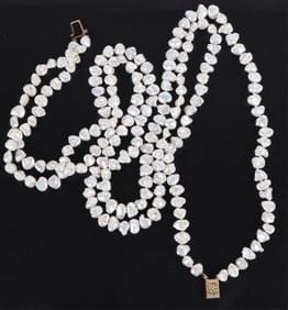 14K YELLOW GOLD CLASPED BAROQUE PEARL NECKLACE