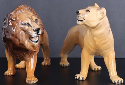 BESWICK PORCELAIN LION & LIONESS FIGURINE SET