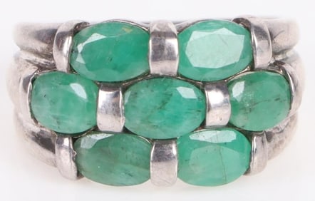 0.21CT OVAL EMERALD STERLING SILVER LADIES RING