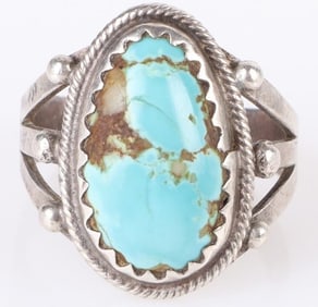 SOUTHWEST TURQUOISE STERLING SILVER RING