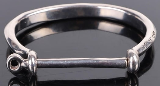 BRAND NEW UNO DE 50 SHACKLED BRACELET