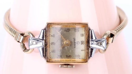 14K YELLOW GOLD VINTAGE HELBROS LADIES WATCH
