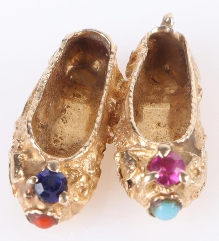 14K YELLOW GOLD BALLET SHOE PENDANT (1 of 3)