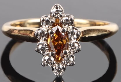 0.20CT BROWN CENTER DIAMOND 18K YELLOW GOLD RING