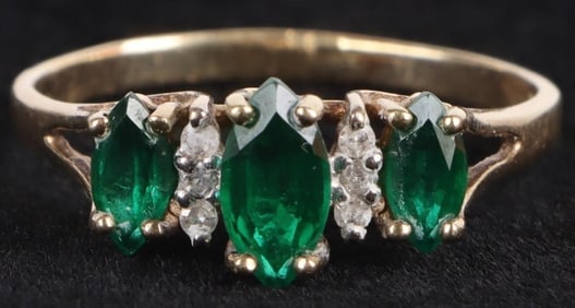 EMERALD & SAPPHIRE 10K YELLOW GOLD LADIES RING
