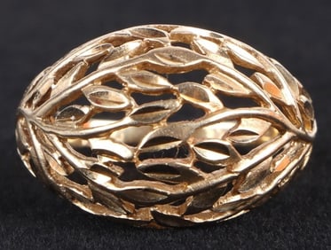 10K YELLOW GOLD INTRICATE LEAF LADIES RING
