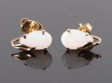 14K YELLOW GOLD FIRE OPAL STUD EARRINGS