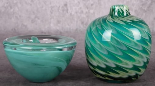 KOSTA BODA BOWL & FEATHERED ART GLASS VASE