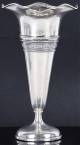 DULIN & MARTIN CO. STERLING SILVER TRUMPET VASE
