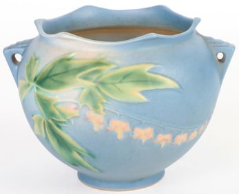 ROSEVILLE POTTERY BLUE BLEEDING HEART JARDINIERE
