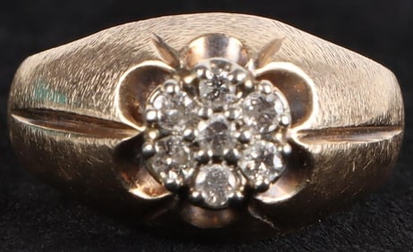 10K YELLOW GOLD DIAMOND CLUSTER LADIES RING