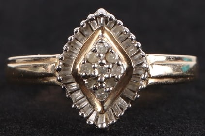 10K YELLOW GOLD DIAMOND LADIES RING
