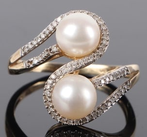 14K YELLOW GOLD PEARL DIAMOND LADIES RING