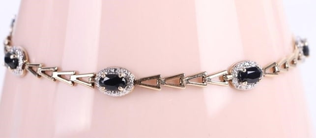 BLACK SPINEL 10K YELLOW GOLD LADIES BRACELET