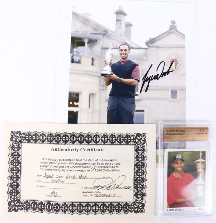 TIGER WOODS AUTOGRAPHED PHOTO W/ COA & PROMO CARD (1 of 5)
